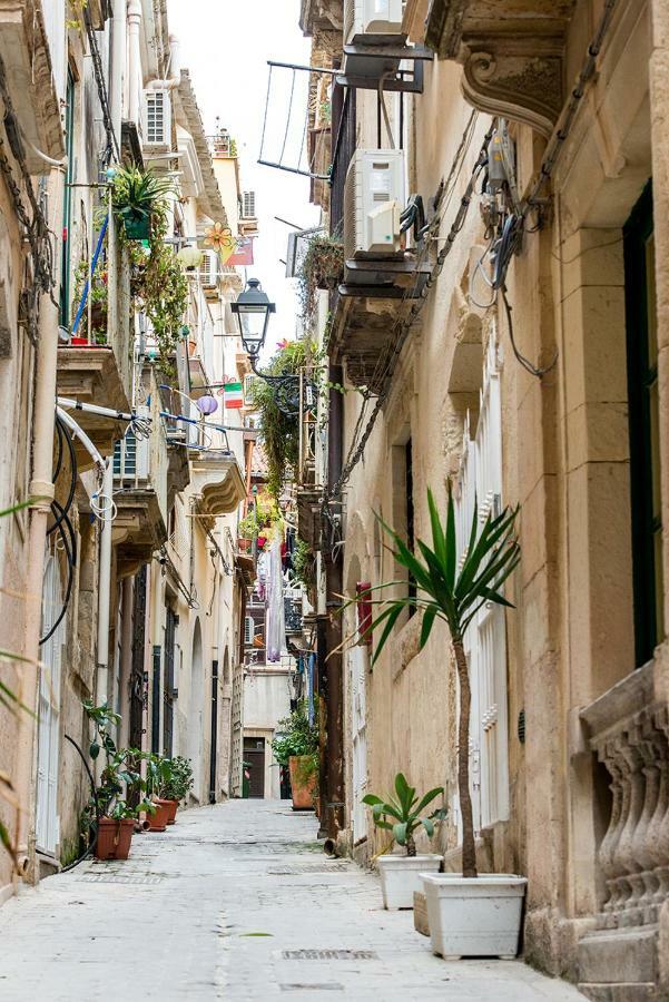 Ortigia Ancient House Lägenhet Syrakusa Exteriör bild